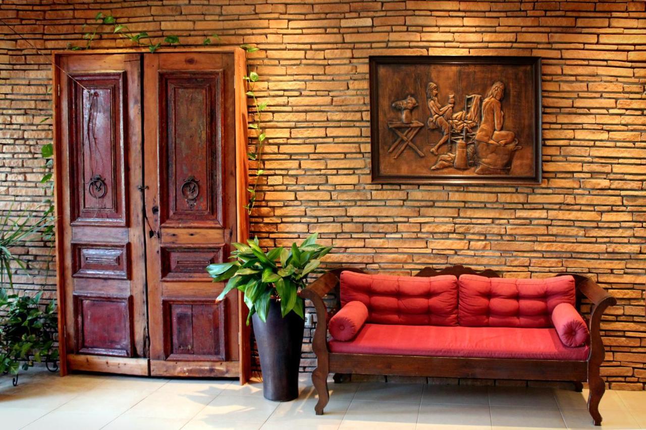 Philoxenia Hotel & Studios Rhodes City エクステリア 写真