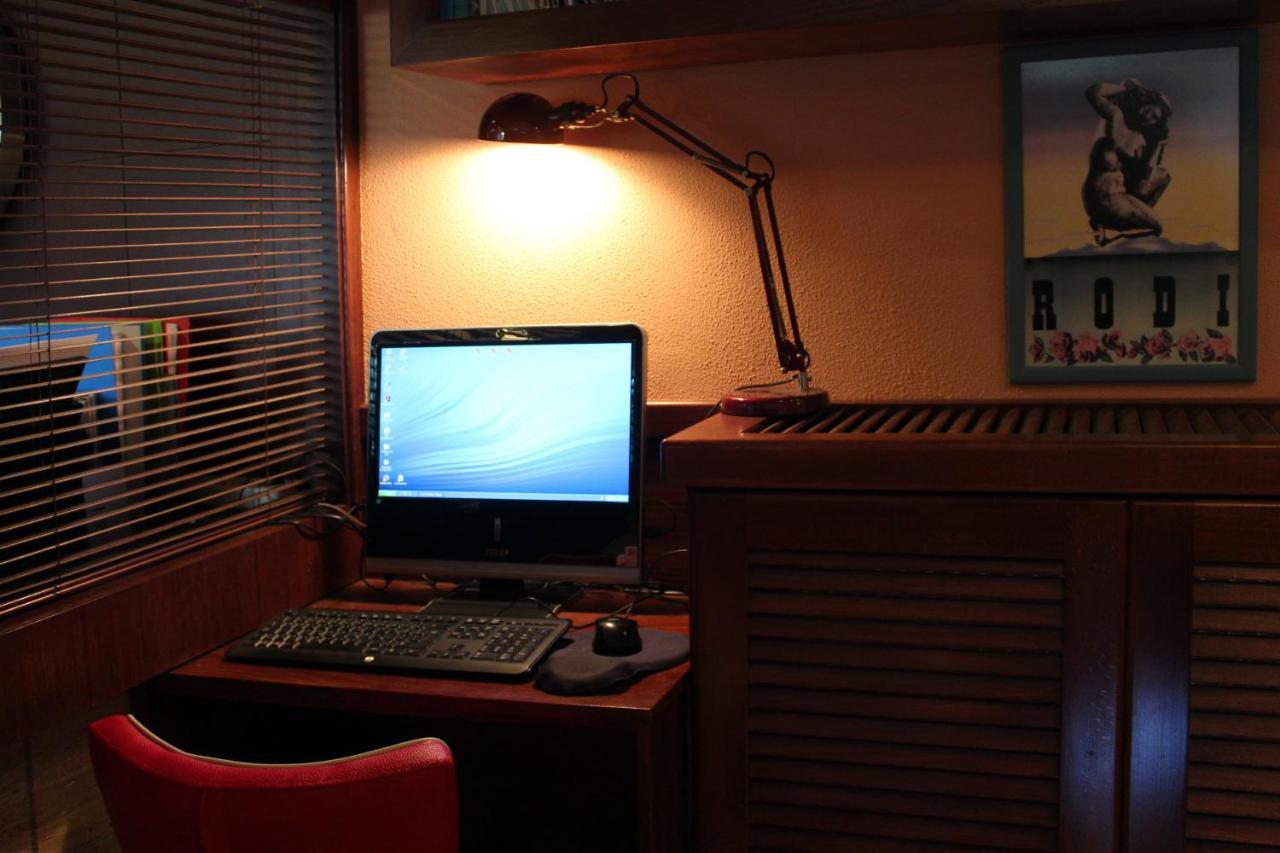 Philoxenia Hotel & Studios Rhodes City エクステリア 写真